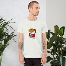 Cargar imagen en el visor de la galería, Camiseta Unisex Mata Hambre V.C (front)
